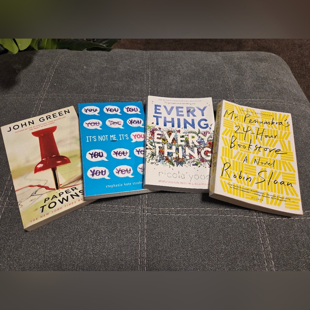 Paper Towns Everything It's Not Me Mr. Penumbra's Lot of 4 Young Adult Paperback
